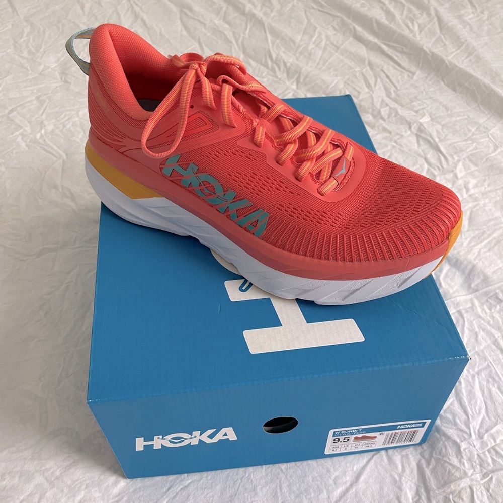 Brand New Hoka Bondi 7 size 9.5